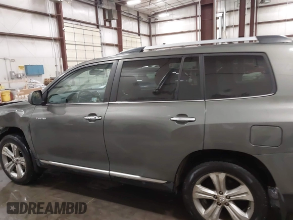 2012 Toyota Highlander Limited with VIN 5TDDK3EH9CS107769, listed as a IAAI auction lot 41378806 with 195,643 mi miles. Bid and sale history available at carsss.com. Image 14.