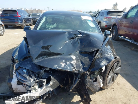 2025 Tesla Model 3 Long Range z VIN 5YJ3E1EA3SF981743, wystawiony jako IAAI lot #42352588 z przebiegiem Nie podano mil oraz . Historia ofert i sprzedaży dostępna na DreamBid. Obrazek 11.
