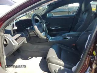 2023 Lucid Air Grand Touring z VIN 50EA1GBA1PA009192, wystawiony jako Copart lot #68173714 z przebiegiem 6 021 mil mil oraz Szkoda całkowita • Salvage title. Historia ofert i sprzedaży dostępna na DreamBid. Obrazek 7.