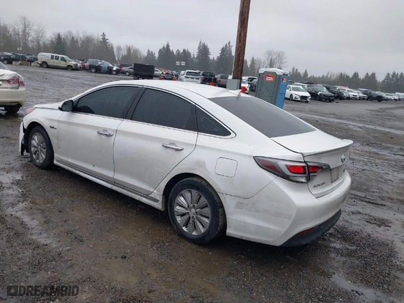 2016 Hyundai Sonata Hybrid SE with VIN KMHE24L19GA012241, listed as a IAAI auction lot 41841634 with 148,705 mi miles. Bid and sale history available at carsss.com. Image 3.