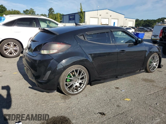 2012 Hyundai Veloster w/Gray Int с VIN KMHTC6AD6CU069051, выставлен на аукционе Copart как лот 57573825 с пробегом 19 222 миль миль и Списание • Salvage title. История ставок и продаж доступна на DreamBid. Изображение 3.