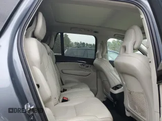 2017 Volvo XC90 Momentum z VIN YV4A22PK2H1105658, wystawiony jako Copart lot #52855065 z przebiegiem 114 938 mil mil oraz Szkody całkowita. Historia ofert i sprzedaży dostępna na DreamBid. Obrazek 11.