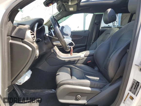 2022 Mercedes-Benz GLC 300 z VIN W1N0G8EB1NG088259, wystawiony jako Copart lot #51022095 z przebiegiem 63 973 mil mil oraz Szkoda całkowita • Salvage title. Historia ofert i sprzedaży dostępna na DreamBid. Obrazek 7.