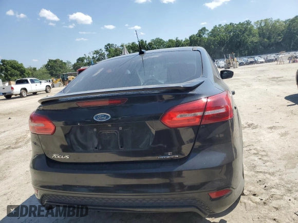 2015 Ford Focus SE с VIN 1FADP3F20FL277901, выставлен на аукционе Copart как лот 52389075 с пробегом 102 345 миль миль и Чистый • Clean title. История ставок и продаж доступна на DreamBid. Изображение 6.