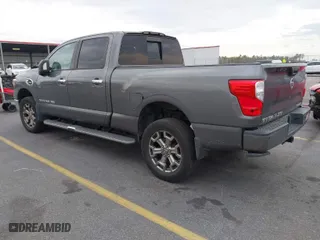 2019 Nissan Titan XD SV with VIN 1N6BA1F47KN507177, listed as a IAAI auction lot 41470719 with 114,232 mi miles. Bid and sale history available at carsss.com. Image 3.