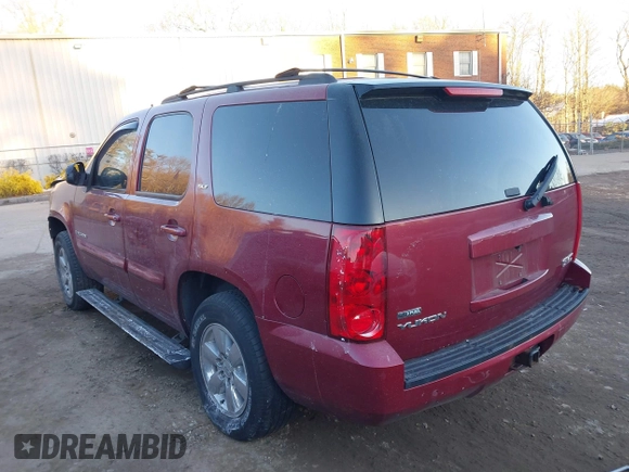 2007 GMC Yukon SLT with VIN 1GKFK13037J336725, listed as a IAAI auction lot 41434331 with 171,479 mi miles. Bid and sale history available at carsss.com. Image 3.