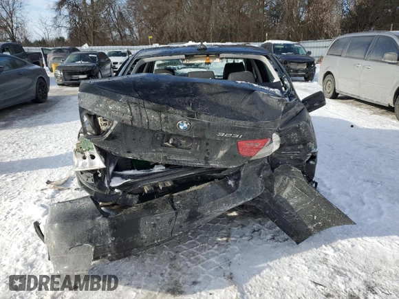 2009 BMW 3 Series 323i with VIN WBAPG73579A401821, listed as a Copart auction lot 43933955 with Not provided miles and Non repairable. Bid and sale history available at DreamBid. Image 6.