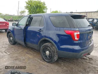 2017 Ford Police Interceptor Utility z VIN 1FM5K8AT8HGC25644, wystawiony jako IAAI lot #42223936 z przebiegiem 199 948 mil mil oraz . Historia ofert i sprzedaży dostępna na DreamBid. Obrazek 3.