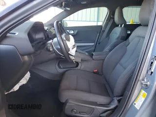 2024 Polestar 2 z VIN YSMFD3KAXRL212801, wystawiony jako Copart lot #56527835 z przebiegiem 66 964 mil mil oraz Tytuł czysty. Historia ofert i sprzedaży dostępna na DreamBid. Obrazek 7.