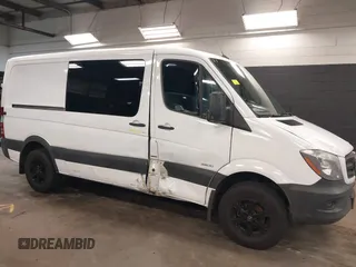 2014 Mercedes-Benz Sprinter Crew with VIN WD4PE7DC4E5865728, listed as a IAAI auction lot 41782214 with 125,193 mi miles. Bid and sale history available at carsss.com. Image 6.