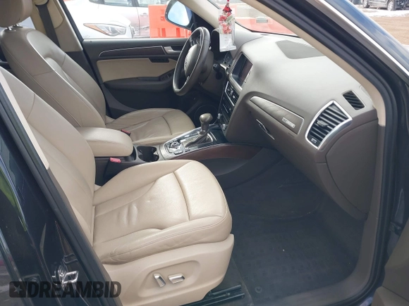 2014 Audi Q5 Premium Plus with VIN WA1LFAFP7EA124297, listed as a IAAI auction lot 41304869 with 109,545 mi miles. Bid and sale history available at carsss.com. Image 5.