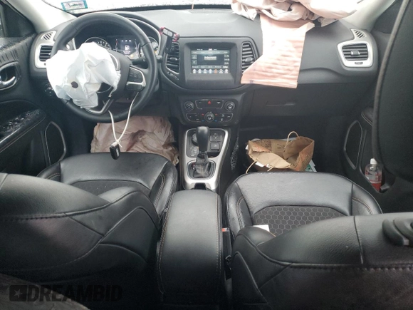 2019 Jeep Compass Latitude with VIN 3C4NJDBB3KT766898, listed as a Copart auction lot 85797534 with 17,398 mi miles and Salvage title. Bid and sale history available at DreamBid. Image 8.