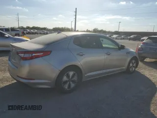 2013 Kia Optima Hybrid LX with VIN KNAGM4AD1D5043425, listed as a Copart auction lot 77598514 with 123,667 mi miles and Clean Title. Bid and sale history available at carsss.com. Image 3.
