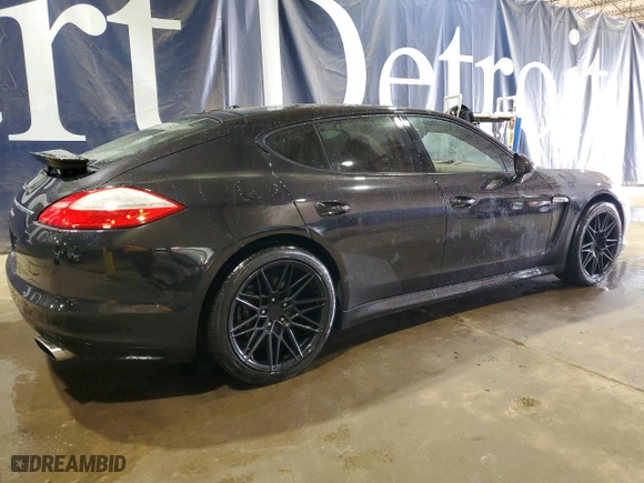 2011 Porsche Panamera with VIN WP0AA2A7XBL020489, listed as a Copart auction lot 49405375 with NaN miles and Clean Title. Bid and sale history available at carsss.com. Image 3.