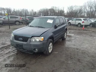 2005 Ford Escape XLT с VIN 1FMYU93135KA74858, выставлен на аукционе IAAI как лот 40378248 с пробегом 181 714 миль миль и . История ставок и продаж доступна на DreamBid. Изображение 2.