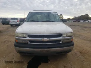 2000 Chevrolet Suburban LT with VIN 3GNEC16T8YG223051, listed as a Copart auction lot 84419604 with 237,923 mi miles and Clean Title. Bid and sale history available at carsss.com. Image 5.