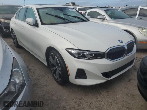 2024 BMW 3 Series 330e with VIN 3MW39FF09R8E27710, listed as a Copart auction lot 74666324 with 0 mi miles and Non Repairable. Bid and sale history available at carsss.com. Image 4.