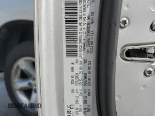 2015 Ram 1500 Big Horn z VIN 1C6RR6LT1FS676130, wystawiony jako Copart lot #57112565 z przebiegiem 113 575 mil mil oraz Szkoda całkowita • Salvage title. Historia ofert i sprzedaży dostępna na DreamBid. Obrazek 13.