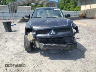 2006 Mitsubishi Raider Duro Cross z VIN 1Z7HC38K26S576434, wystawiony jako Copart lot #53798965 z przebiegiem 198 820 mil mil oraz Szkody całkowita. Historia ofert i sprzedaży dostępna na DreamBid. Obrazek 5.