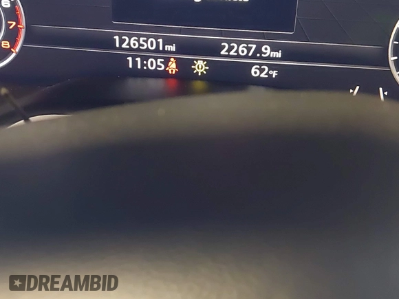 2017 Audi Q7 Premium Plus z VIN WA1LAAF75HD047074, wystawiony jako IAAI lot #42223975 z przebiegiem 126 501 mil mil oraz . Historia ofert i sprzedaży dostępna na DreamBid. Obrazek 7.