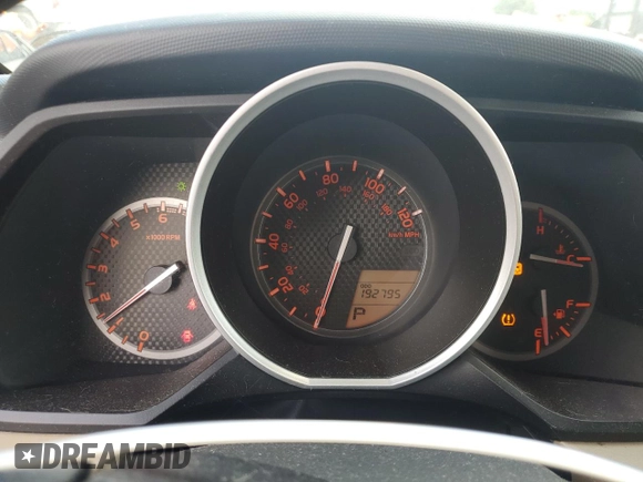 2011 Toyota 4Runner SR5 with VIN JTEZU5JR1B5015341, listed as a Copart auction lot 63590305 with 192,795 mi miles and Salvage title. Bid and sale history available at DreamBid. Image 9.