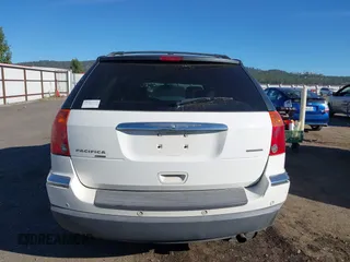 2006 Chrysler Pacifica Touring с VIN 2A8GF68486R864874, выставлен на аукционе IAAI как лот 40412115 с пробегом 125 949 миль миль и . История ставок и продаж доступна на DreamBid. Изображение 17.