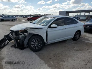 2020 Volkswagen Jetta S z VIN 3VWC57BU7LM092990, wystawiony jako Copart lot #50410405 z przebiegiem 60 580 mil mil oraz Nie do naprawy. Historia ofert i sprzedaży dostępna na DreamBid. Obrazek 1.