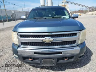2009 Chevrolet Silverado 1500 LT with VIN 3GCEK23389G168995, listed as a IAAI auction lot 41923951 with 162,623 mi miles and . Bid and sale history available at DreamBid. Image 13.