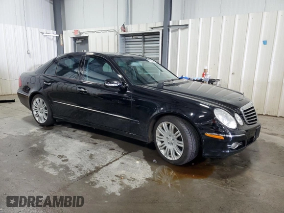 2007 Mercedes-Benz E 550 with VIN WDBUF90X57X213544, listed as a Copart auction lot 64882354 with 186,504 mi miles and Non Repairable. Bid and sale history available at carsss.com. Image 4.