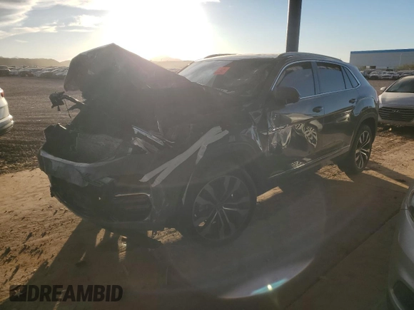 2022 Volkswagen Atlas SEL Premium R-Line with VIN 1V2FE2CA3NC231068, listed as a Copart auction lot 87459184 with Not provided miles and Salvage title. Bid and sale history available at DreamBid. Image 1.