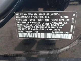 2014 Volkswagen Passat S z VIN 1VWAT7A30EC041728, wystawiony jako IAAI lot #42102295 z przebiegiem 94 768 mil mil oraz . Historia ofert i sprzedaży dostępna na DreamBid. Obrazek 9.