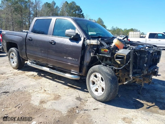 2015 Chevrolet Silverado 1500 LT with VIN 3GCUKREC4FG321983, listed as a IAAI auction lot 41642912 with NaN miles. Bid and sale history available at carsss.com. Image 1.