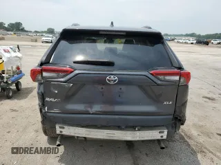 2021 Toyota RAV4 XLE with VIN 2T3W1RFVXMC102648, listed as a Copart auction lot 59706965 with 85,545 mi miles and Salvage title. Bid and sale history available at DreamBid. Image 6.