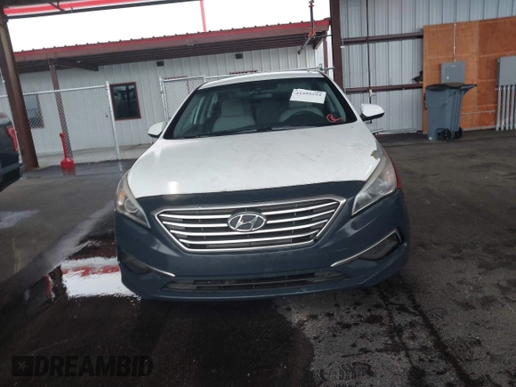 2017 Hyundai Sonata 2.4L with VIN 5NPE24AF5HH502155, listed as a IAAI auction lot 41955194 with 155,400 mi miles and . Bid and sale history available at carsss.com. Image 12.