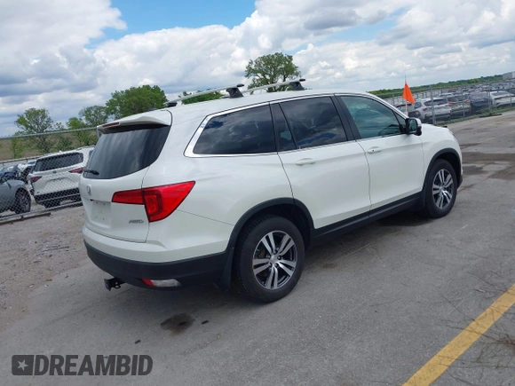 2017 Honda Pilot EX-L z VIN 5FNYF6H55HB098573, wystawiony jako IAAI lot #42347364 z przebiegiem 101 558 mil mil oraz . Historia ofert i sprzedaży dostępna na DreamBid. Obrazek 4.