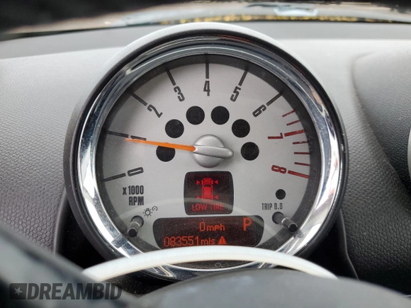 2011 MINI Countryman S z VIN WMWZC3C55BWL78416, wystawiony jako Copart lot #49507025 z przebiegiem 83 551 mil mil oraz Szkoda całkowita • Salvage title. Historia ofert i sprzedaży dostępna na DreamBid. Obrazek 9.