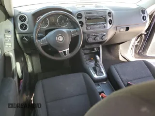 2013 Volkswagen Tiguan S z VIN WVGAV3AX7DW577836, wystawiony jako Copart lot #46491625 z przebiegiem 108 349 mil mil oraz Szkoda całkowita • Salvage title. Historia ofert i sprzedaży dostępna na DreamBid. Obrazek 8.
