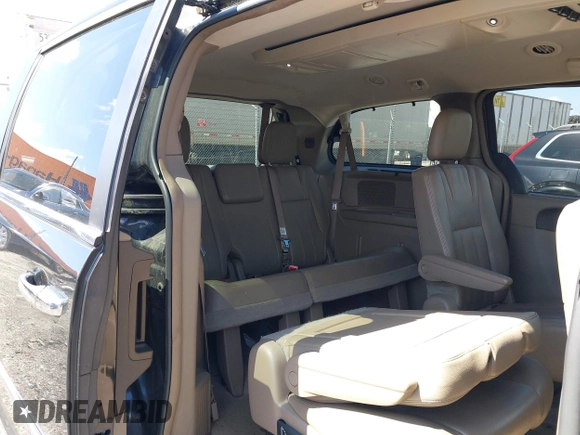 2015 Chrysler Town & Country Touring with VIN 2C4RC1BG5FR521339, listed as a IAAI auction lot 41984089 with 107,275 mi miles and . Bid and sale history available at DreamBid. Image 8.