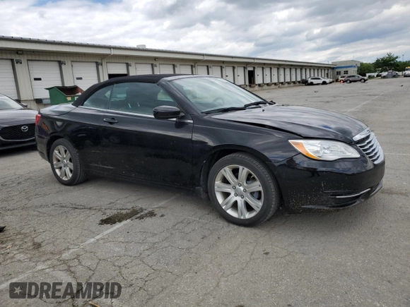 2013 Chrysler 200 Touring z VIN 1C3BCBEG3DN508705, wystawiony jako Copart lot #58216515 z przebiegiem 83 154 mil mil oraz Czysty tytuł • Clean title. Historia ofert i sprzedaży dostępna na DreamBid. Obrazek 4.
