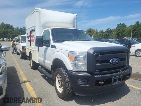 2013 Ford F-250 XL z VIN 1FDBF2B68DEB48275, wystawiony jako IAAI lot #42512434 z przebiegiem 434 130 mil mil oraz . Historia ofert i sprzedaży dostępna na DreamBid. Obrazek 45.