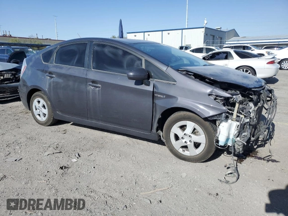 2011 Toyota Prius I z VIN JTDKN3DU6B1456459, wystawiony jako Copart lot #56850975 z przebiegiem 124 083 mil mil oraz Szkoda całkowita • Salvage title. Historia ofert i sprzedaży dostępna na DreamBid. Obrazek 4.