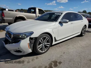 2018 BMW 7 Series 740e xDrive iPerformance with VIN WBA7J2C50JG938424, listed as a Copart auction lot 76085784 with 90,316 mi miles and Salvage Title. Bid and sale history available at carsss.com. Image 1.