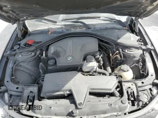 2013 BMW 3 Series 320i xDrive с VIN WBA3C3C53DF979218, выставлен на аукционе Copart как лот 54773715 с пробегом 154 369 миль миль и Списание • Salvage title. История ставок и продаж доступна на DreamBid. Изображение 11.