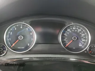 2017 Volkswagen Touareg Wolfsburg Edition с VIN WVGRF7BP4HD000477, выставлен на аукционе Copart как лот 46334275 с пробегом Не указан миль и На запчасти • Non repairable. История ставок и продаж доступна на DreamBid. Изображение 9.
