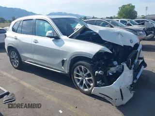 2024 BMW X5 xDrive40i with VIN 5UX23EU08R9T24893, listed as a IAAI auction lot 42419252 with 33,437 mi miles and . Bid and sale history available at DreamBid. Image 1.