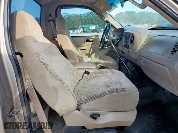 2002 Ford F-150 XL with VIN 1FTRF17232NB22280, listed as a Copart auction lot 62170845 with 216,468 mi miles and Salvage title. Bid and sale history available at DreamBid. Image 10.