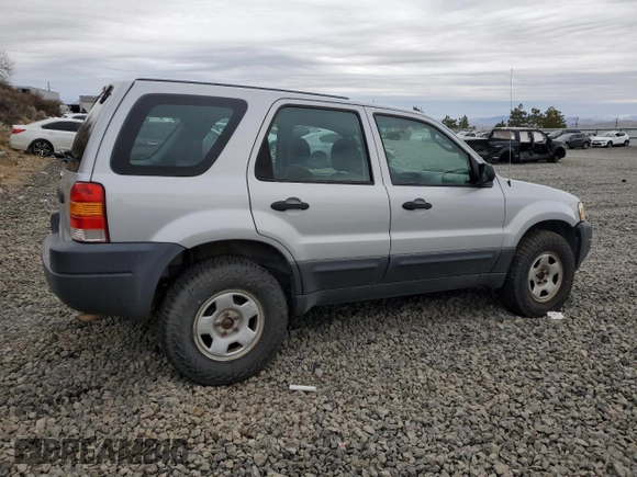 2004 Ford Escape XLS with VIN 1FMYU92194KA15099, listed as a Copart auction lot 47258535 with 147,409 mi miles and Clean Title. Bid and sale history available at DreamBid. Image 3.