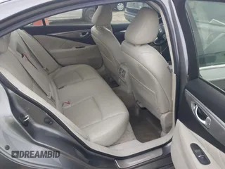 2015 Infiniti Q50 Premium z VIN JN1BV7AR9FM413801, wystawiony jako IAAI lot #42134770 z przebiegiem 111 367 mil mil oraz . Historia ofert i sprzedaży dostępna na DreamBid. Obrazek 8.
