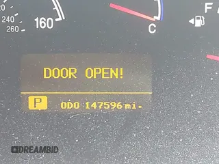 2006 Hyundai Azera SE with VIN KMHFC46FX6A125848, listed as a IAAI auction lot 42195041 with 147,596 mi miles and . Bid and sale history available at DreamBid. Image 7.