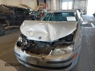 2006 Saab 9-3 z VIN YS3FD49Y361000861, wystawiony jako IAAI lot #40501671 z przebiegiem 139 391 mil mil oraz . Historia ofert i sprzedaży dostępna na DreamBid. Obrazek 12.